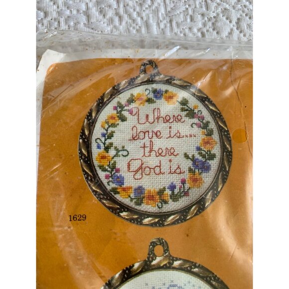 Creative Circle Where Love Is Counted Cross Stitch Kit - New - Picture 8 of 12